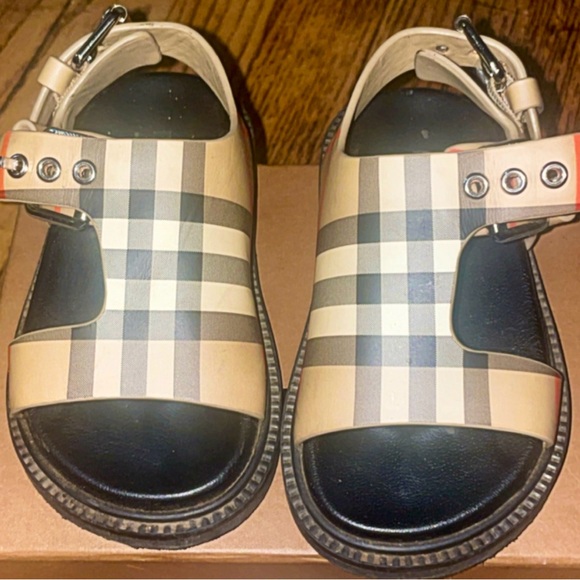 BURBERRYLittle Kid's & Kid's Check Leather Sandals US sz. 7 EU sz. 24
